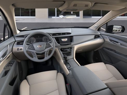 New 2025 Cadillac XT5 Premium Luxury w/ LPO, Floor Liner Package image 15