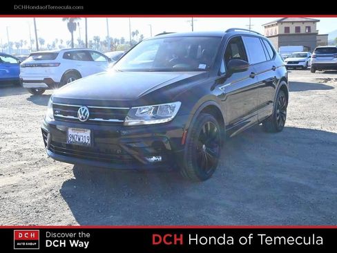 Used 2021 Volkswagen Tiguan SE R-Line image 1