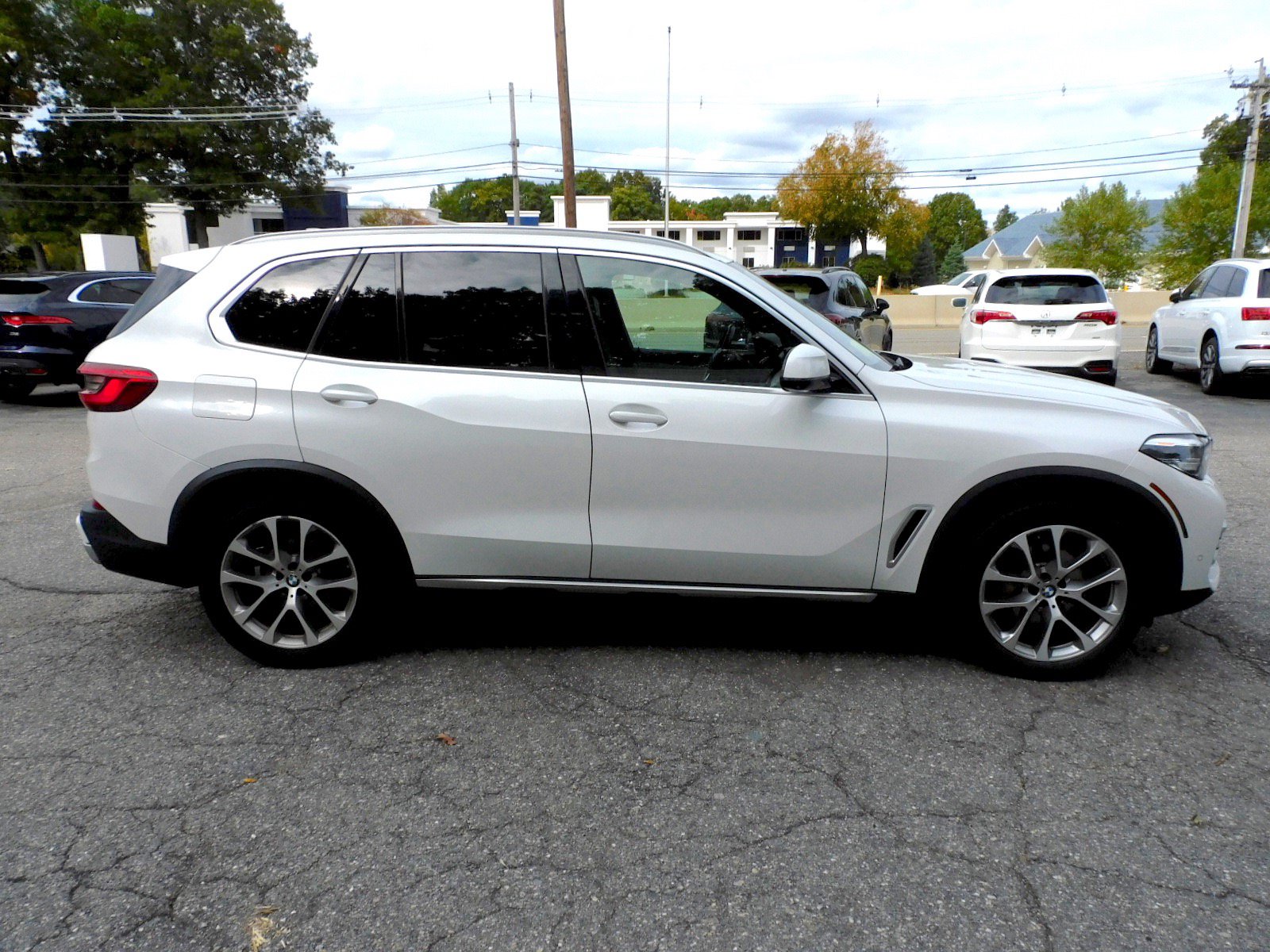 Used 2019 BMW X5 xDrive40i AWD/4WD image 6