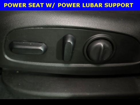 Used 2021 Chevrolet Equinox LT image 6