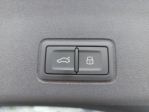 New 2026 Audi Q3 quattro 2.0T AWD/4WD image 13