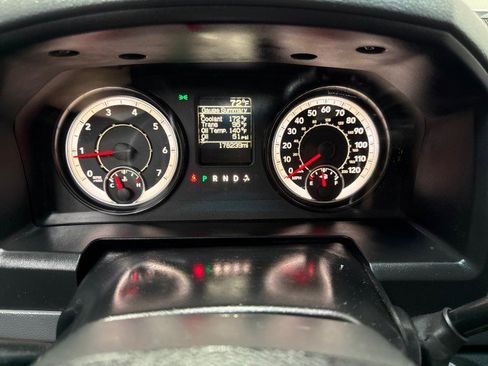Used 2016 RAM 3500 Tradesman w/ Power & Remote Entry Group image 24