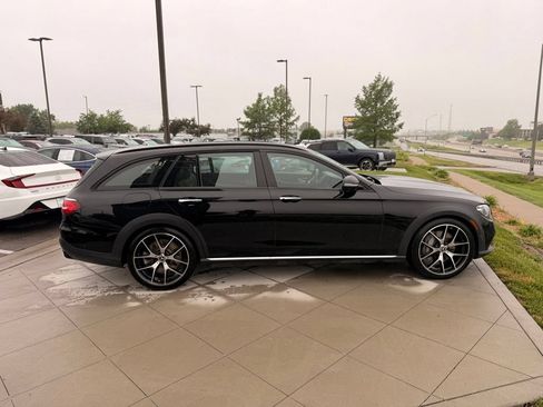 Used 2021 Mercedes-Benz E 450 4MATIC All-Terrain Wagon image 11