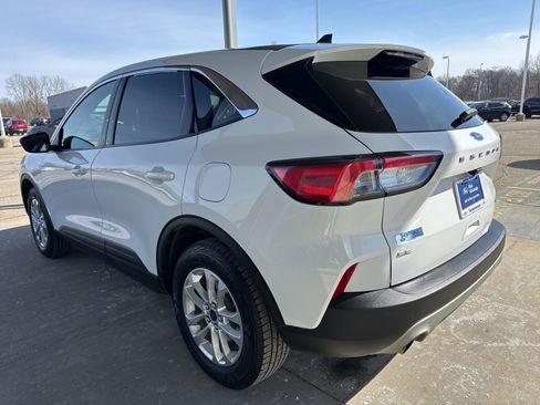 Certified 2022 Ford Escape SE w/ Convenience Package image 5