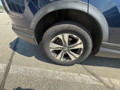 Used 2017 Honda CR-V LX image 8