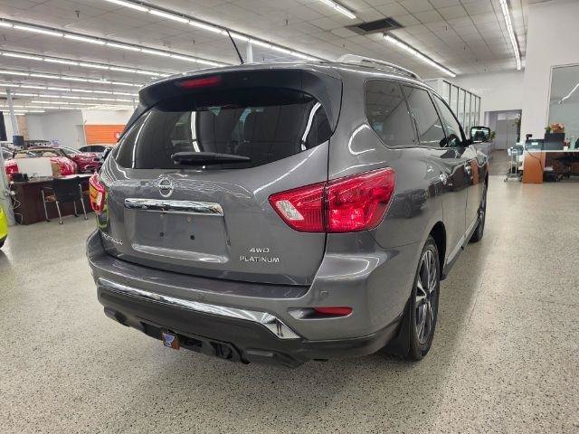 Used 2018 Nissan Pathfinder Platinum AWD/4WD image 4