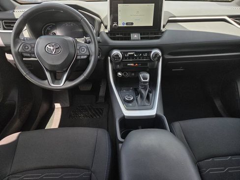 Used 2024 Toyota RAV4 SE AWD/4WD image 7