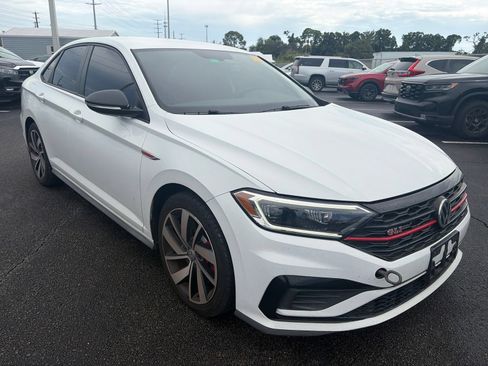 Used 2019 Volkswagen Jetta GLI FWD image 1