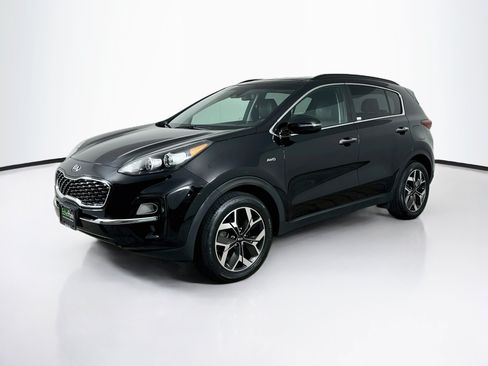 Used 2022 Kia Sportage EX AWD/4WD image 3