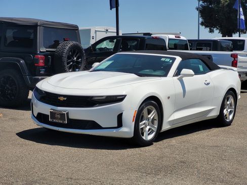 Used 2022 Chevrolet Camaro LT image 8
