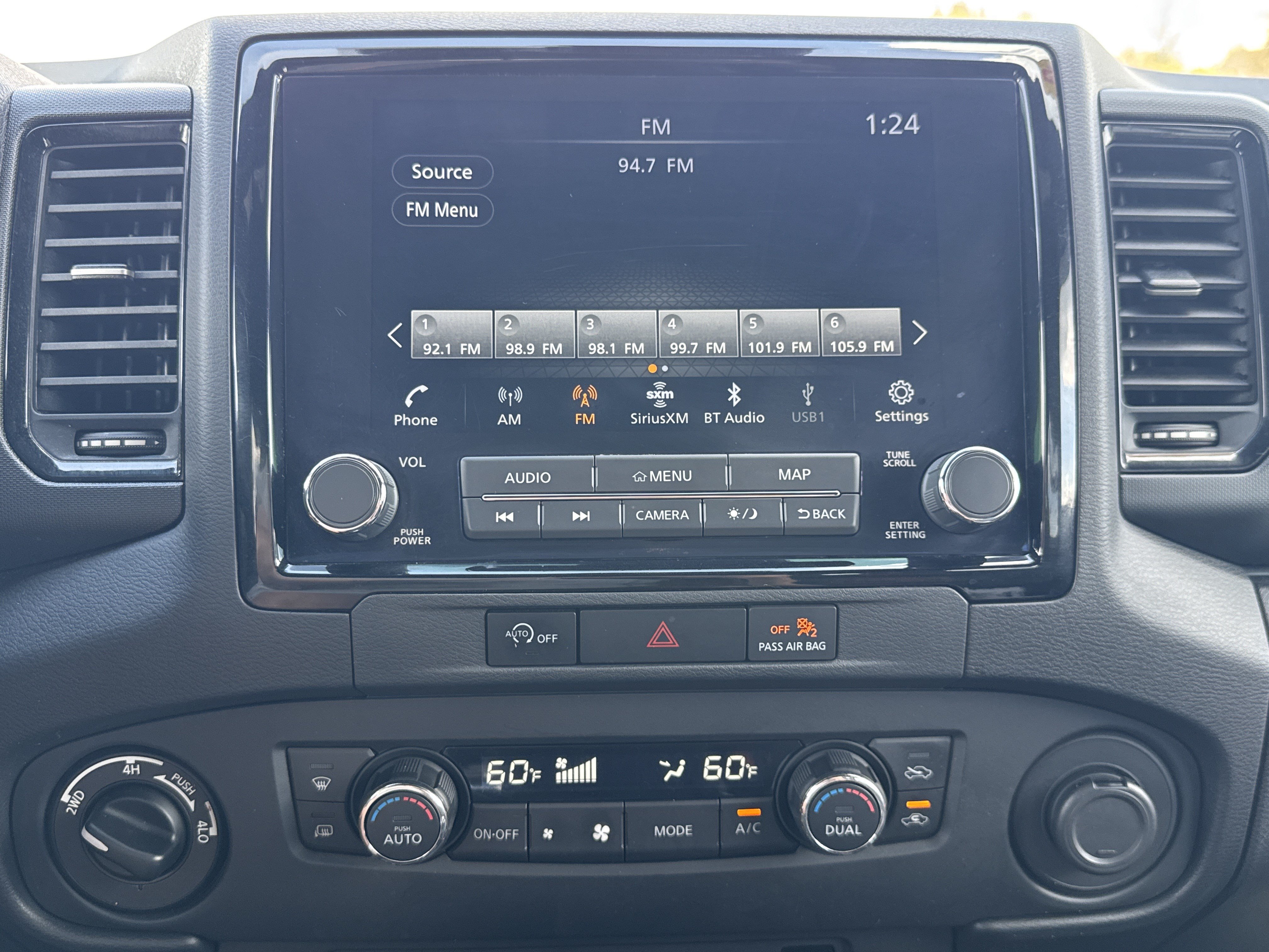 Used 2024 Nissan Frontier PRO-4X w/ Pro Premium Package AWD/4WD image 12