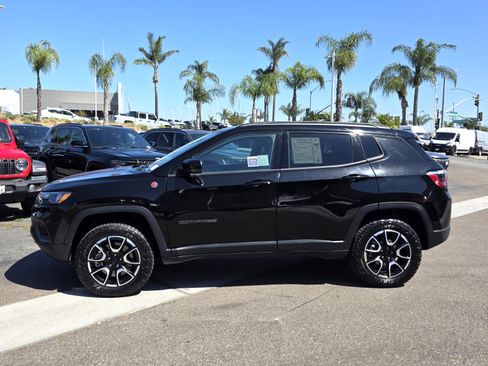 Certified 2024 Jeep Compass Trailhawk image 2