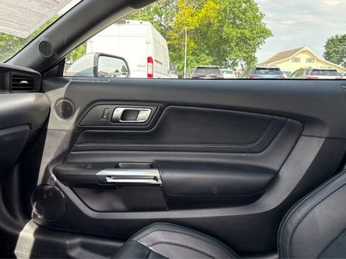 Used 2019 Ford Mustang GT Premium w/ Equipment Group 401A RWD image 20