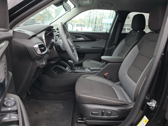 Used 2023 Chevrolet TrailBlazer LT FWD image 13