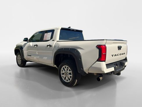 Used 2024 Toyota Tacoma SR5 RWD image 3