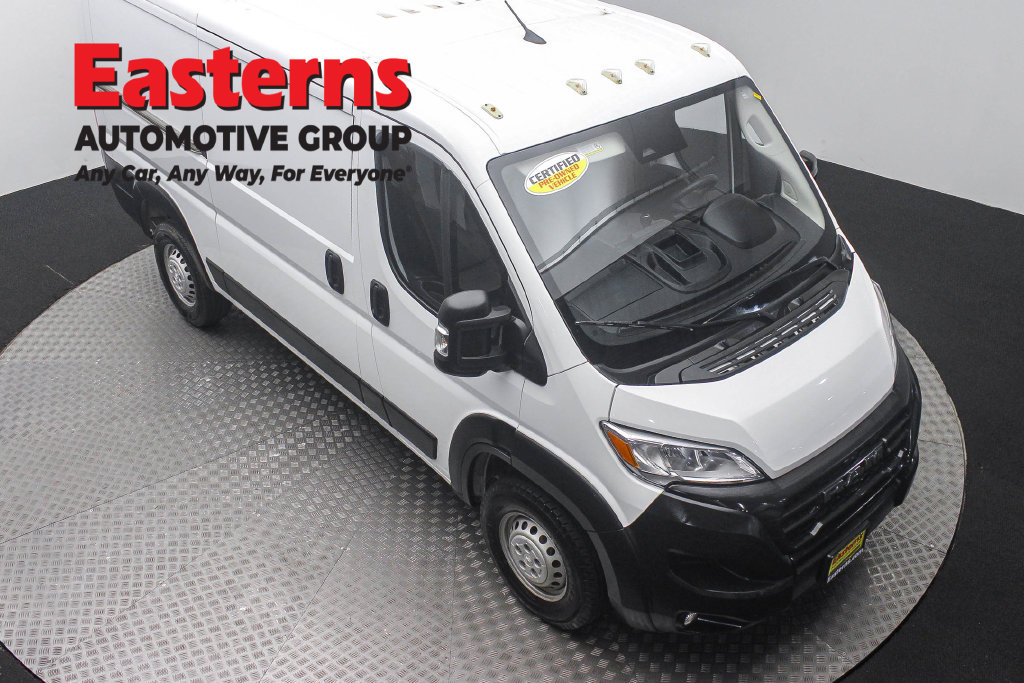 Used 2025 RAM ProMaster 2500 w/ Convenience Group FWD image 4