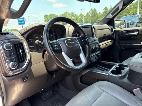 Used 2020 GMC Sierra 1500 SLT w/ SLT Premium Plus Package AWD/4WD image 18