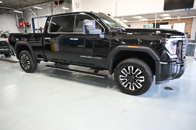 New 2026 GMC Sierra 2500 Denali Ultimate w/ Max Trailering Package AWD/4WD image 13