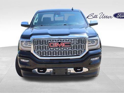 Used 2018 GMC Sierra 1500 Denali w/ Denali Ultimate Package AWD/4WD image 2