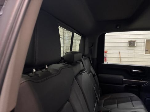 Used 2022 Chevrolet Silverado 2500 LTZ w/ LTZ Plus Package AWD/4WD image 33