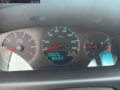 Used 2015 Chevrolet Impala LT w/ LT Sunroof Package FWD image 11