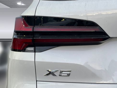New 2026 BMW X5 xDrive40i image 13
