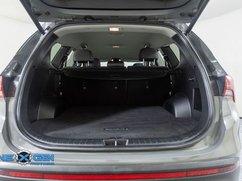 Used 2022 Hyundai Santa Fe SEL w/ Convenience Package FWD image 46