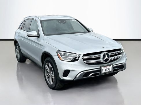 Used 2020 Mercedes-Benz GLC 300 w/ Multimedia Package image 3