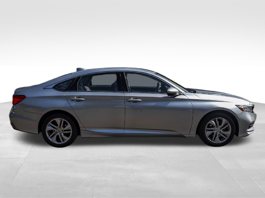 Used 2018 Honda Accord LX image 3