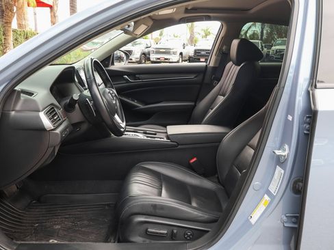 Used 2022 Honda Accord Touring image 17