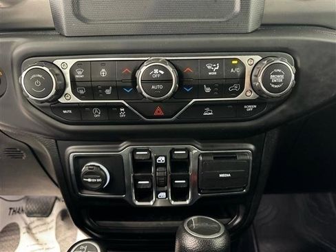 Used 2020 Jeep Gladiator Sport w/ Quick Order Package 24S AWD/4WD image 20