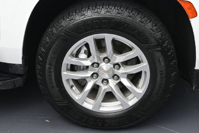 Used 2024 Chevrolet Tahoe LT AWD/4WD image 6