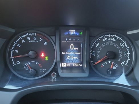 Used 2022 Toyota Tacoma SR AWD/4WD image 24