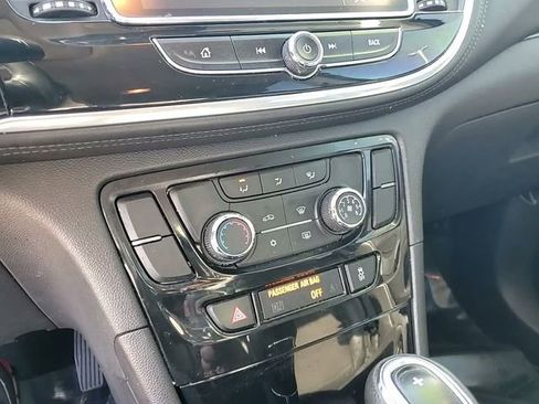 Used 2020 Buick Encore Preferred image 21