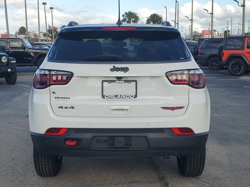 Used 2022 Jeep Compass Trailhawk w/ Trailhawk Convenience Group image 6