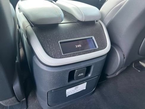 New 2027 Lincoln Navigator L Black Label AWD/4WD image 16