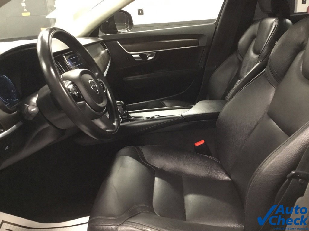 Used 2020 Volvo V90 T6 Cross Country AWD/4WD image 24