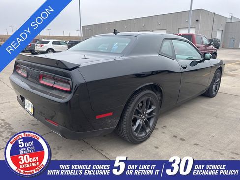 Used 2021 Dodge Challenger GT w/ Plus Package image 7