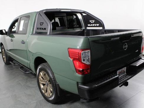 Certified 2024 Nissan Titan SV w/ SV Bronze Edition Package image 4