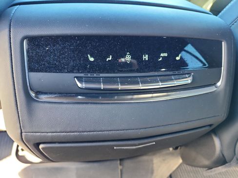 Used 2023 Cadillac Escalade Sport image 14