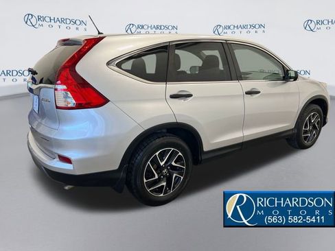 Used 2016 Honda CR-V SE image 5