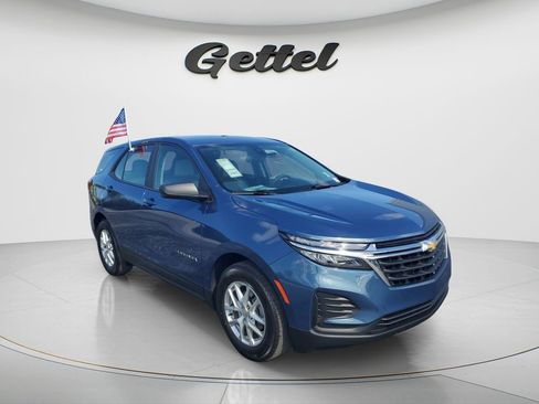 Used 2024 Chevrolet Equinox LS FWD image 3