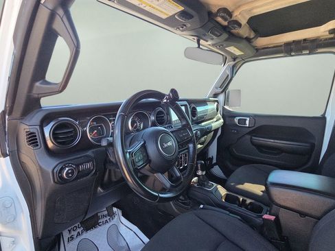 Used 2020 Jeep Gladiator Sport image 20
