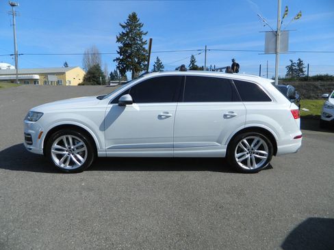 Used 2017 Audi Q7 3.0T Prestige image 5