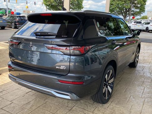 New 2026 Mitsubishi Outlander SEL AWD/4WD image 7