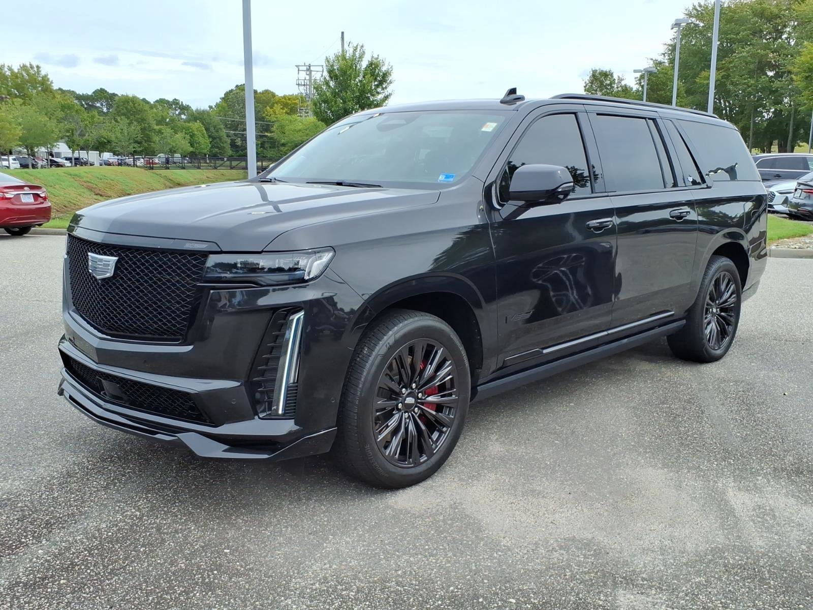 Used 2024 Cadillac Escalade ESV V w/ LPO, ONYX Package AWD/4WD image 1