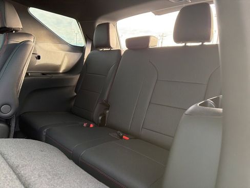 New 2026 Chevrolet Traverse RS image 19