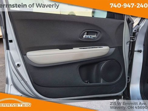 Used 2022 Honda HR-V LX image 15