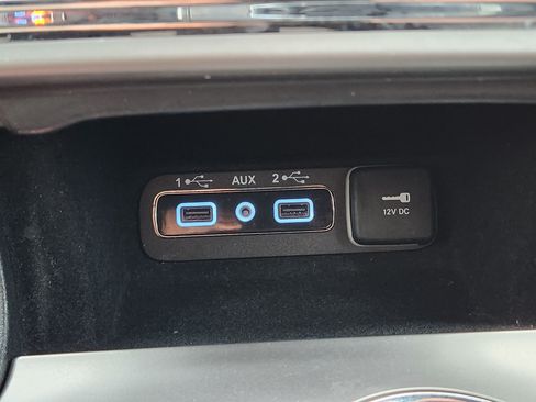 Used 2019 Jeep Grand Cherokee Limited AWD/4WD image 24