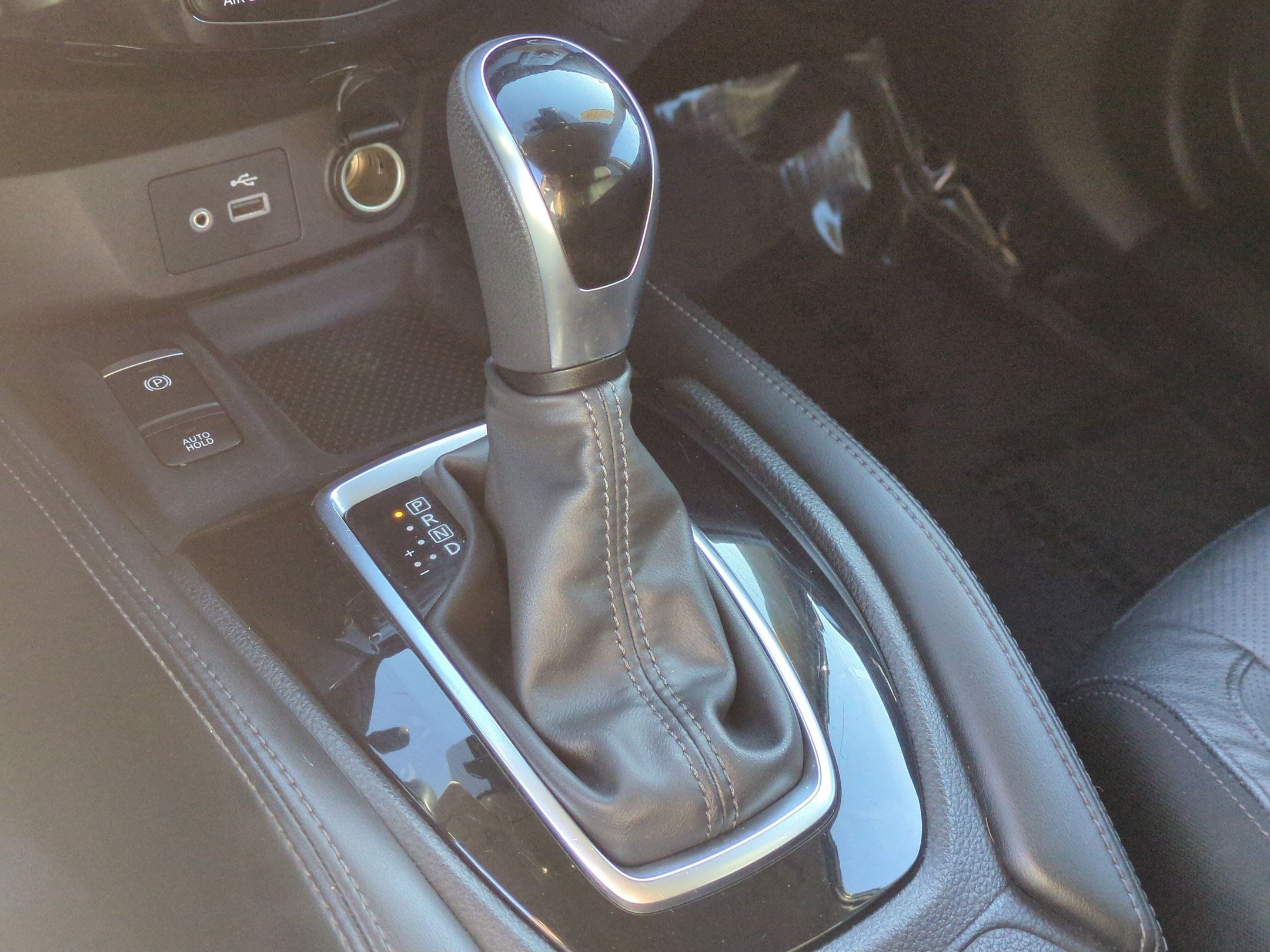 Used 2020 Nissan Rogue SL FWD image 26